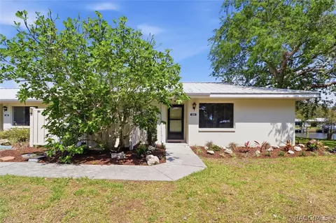 1299 N Seagull Pt, Crystal River, FL 34429