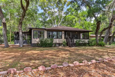 5617 Perch Dr S, Floral City, FL 34436