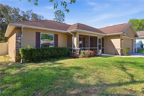 3038 E Rogers St, Inverness, FL 34453
