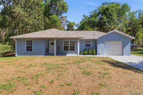 9878 W Riverwood Dr, Crystal River, FL 34428