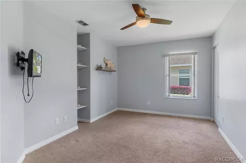 Bedroom - 6267 W Glynborne Loop, Crystal River, FL 34429 photo 4 of 5