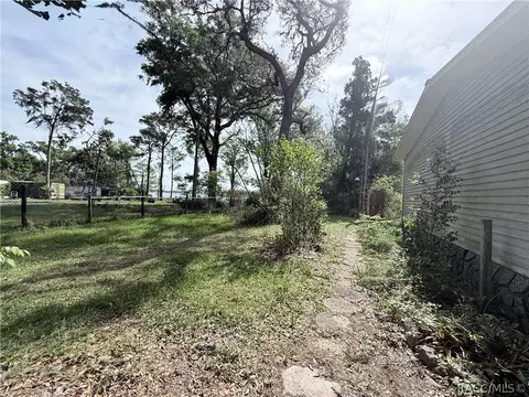 11590 SE 203rd Pl, Inglis, FL 34449 photo 23