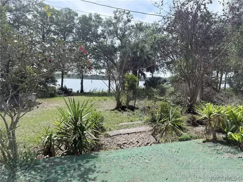 11590 SE 203rd Pl, Inglis, FL 34449 photo 2