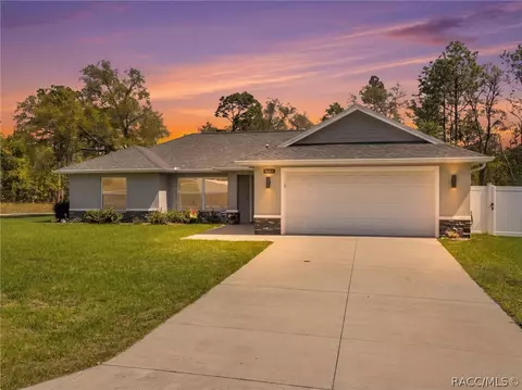 5651 N Summerfield Pt, Citrus Springs, FL 34434