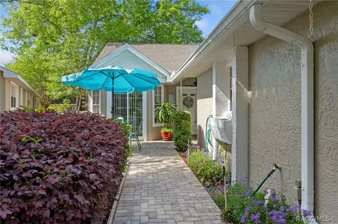 Exterior - 1504 N Foxboro Loop, Crystal River, FL 34429 photo 2 of 9