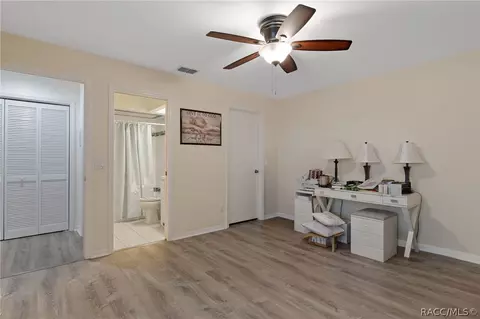 Bedroom - 1504 N Foxboro Loop, Crystal River, FL 34429 photo 4 of 4