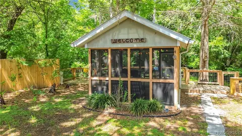 4129 E Riverside Dr, Dunnellon, FL 34434