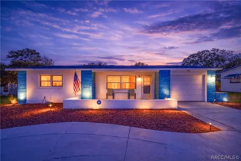 101 S Tyler St, Beverly Hills, FL 34465