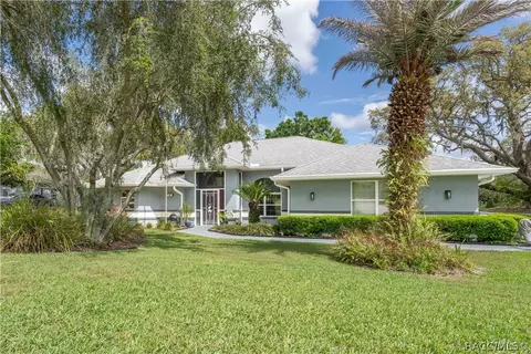 1 Poplar Ct N, Homosassa, FL 34446