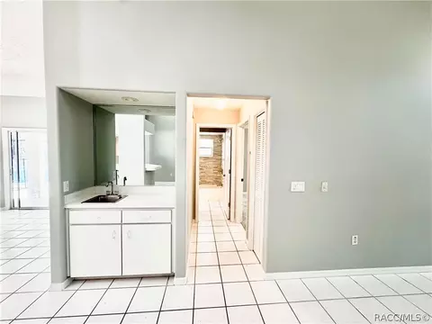 Entry Way - 604 W Massachusetts St, Hernando, FL 34442 photo 2 of 7