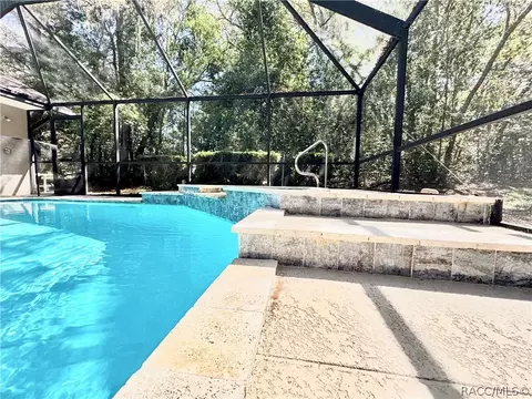 Exterior - 604 W Massachusetts St, Hernando, FL 34442 photo 9 of 17