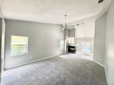 Living - 604 W Massachusetts St, Hernando, FL 34442 photo 9 of 10