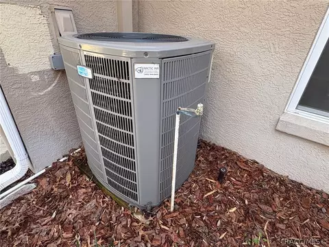 Exterior - 604 W Massachusetts St, Hernando, FL 34442 photo 17 of 17