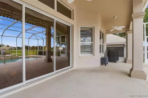 Exterior - 160 W Doerr Path, Hernando, FL 34442 photo 3 of 7