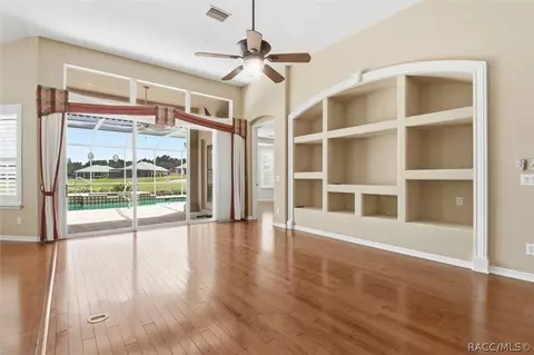 Living - 160 W Doerr Path, Hernando, FL 34442 photo 3 of 5