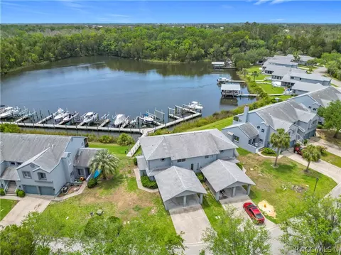11122 W Cove Harbor Dr, Crystal River, FL 34428
