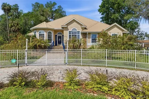 4204 S Purslane Dr, Homosassa, FL 34448