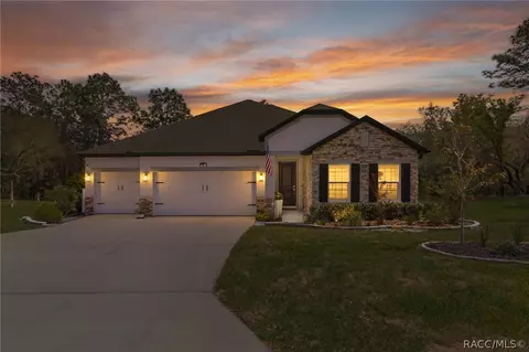 9 Heuchera Ct W, Homosassa, FL 34446