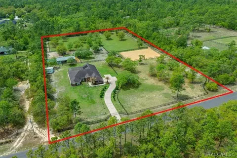 5400 W Yearling Dr, Beverly Hills, FL 34465