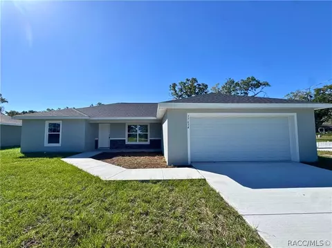 8781 N Quarry Dr, Citrus Springs, FL 34434