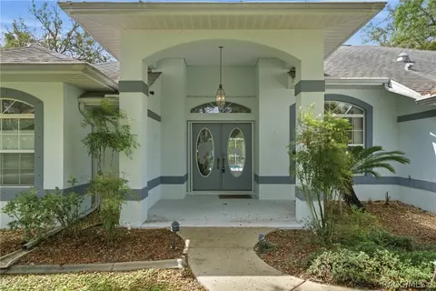 Exterior - 794 E Reehill St, Lecanto, FL 34461 photo 5 of 16
