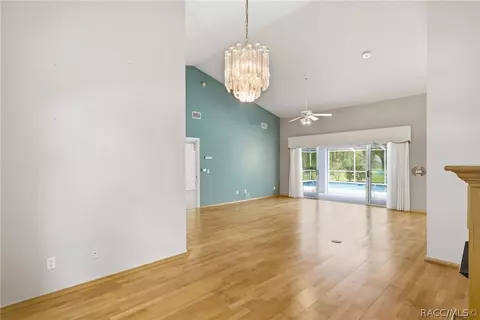 Living - 794 E Reehill St, Lecanto, FL 34461 photo 4 of 6