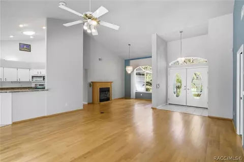 Living - 794 E Reehill St, Lecanto, FL 34461 photo 3 of 6