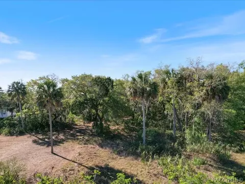 1465 S Surf Loop, Crystal River, FL 34429 photo 8