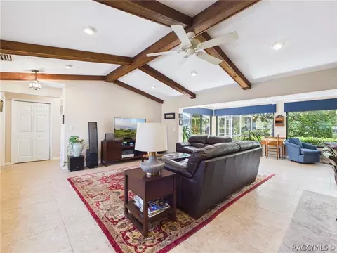 Living - 650 E Dakota Ct, Hernando, FL 34442 photo 2 of 4