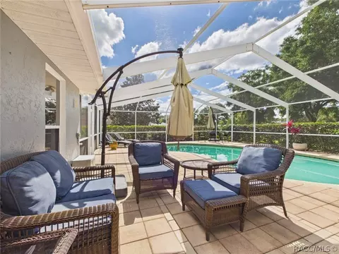 Exterior - 650 E Dakota Ct, Hernando, FL 34442 photo 9 of 16