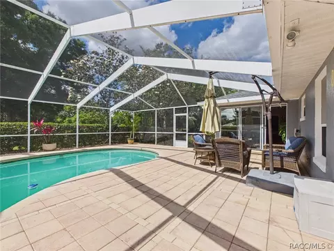 Exterior - 650 E Dakota Ct, Hernando, FL 34442 photo 12 of 16