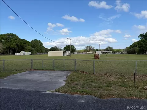 9095 N Crisney Pt, Crystal River, FL 34428 photo 18