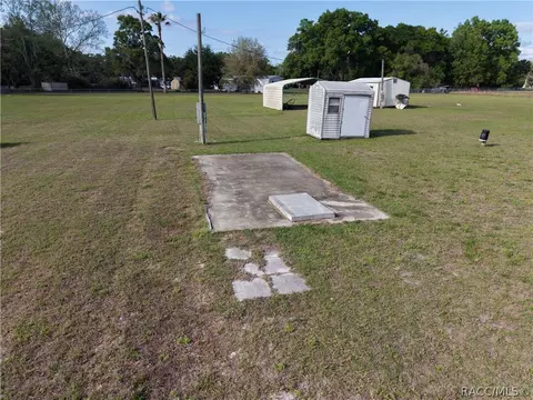 9095 N Crisney Pt, Crystal River, FL 34428 photo 35