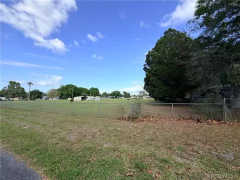 9095 N Crisney Pt, Crystal River, FL 34428 photo 6