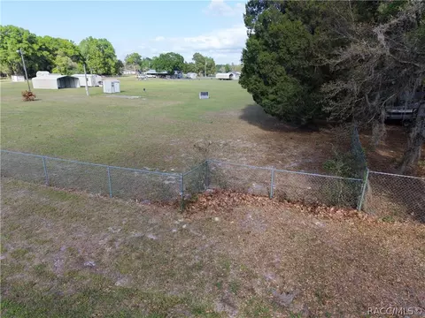 9095 N Crisney Pt, Crystal River, FL 34428 photo 17