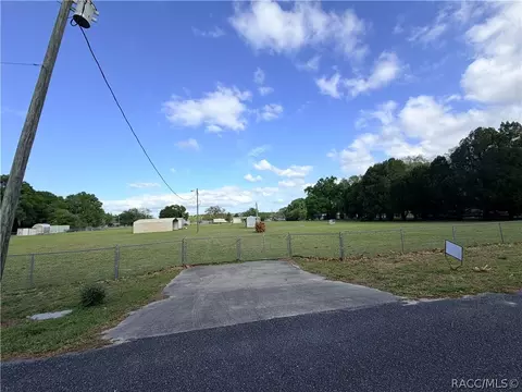 9095 N Crisney Pt, Crystal River, FL 34428 photo 13