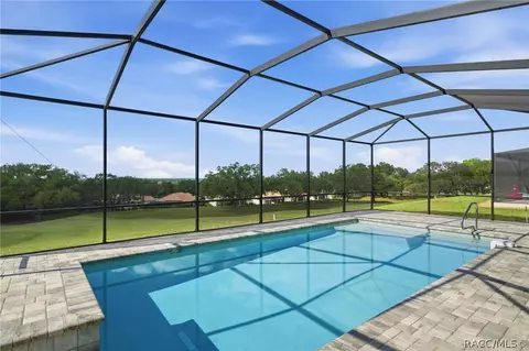 Exterior - 2210 N Peakview Loop, Hernando, FL 34442 photo 2 of 13