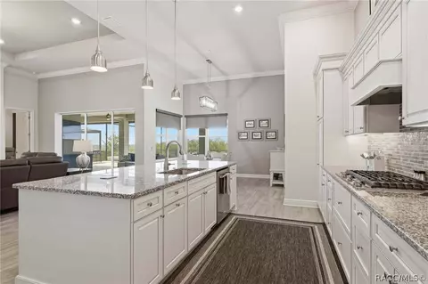 Kitchen - 2210 N Peakview Loop, Hernando, FL 34442 photo 8 of 10