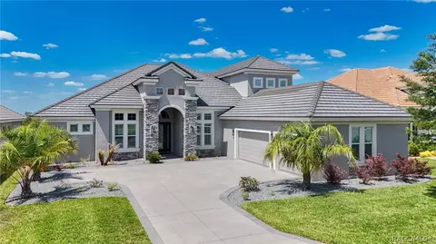 Exterior - 2210 N Peakview Loop, Hernando, FL 34442 photo 11 of 13