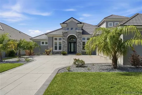 2210 N Peakview Loop, Hernando, FL 34442