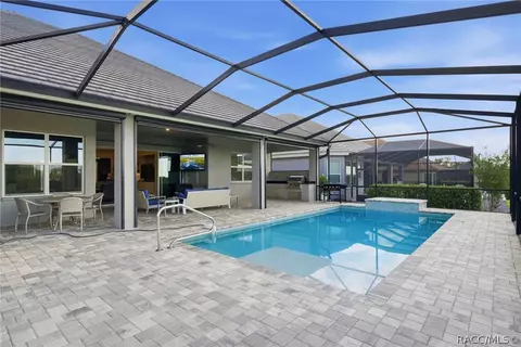 Exterior - 2210 N Peakview Loop, Hernando, FL 34442 photo 9 of 13