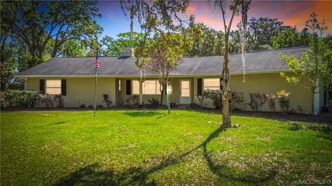 363 N Kensington Ave, Lecanto, FL 34461