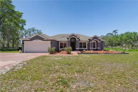 9166 N Eubanks Ter, Dunnellon, FL 34433