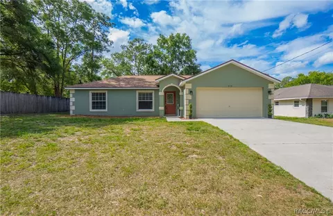 6136 E Lynn St, Inverness, FL 34452