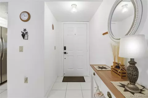 Entry Way - 115 E Hartford St #2A, Hernando, FL 34442 photo 1 of 2
