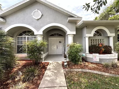 66 Lone Pine St, Homosassa, FL 34446