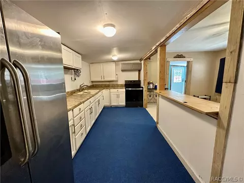 Kitchen - 3249 E Buffalo Ln, Hernando, FL 34442 photo 2 of 2