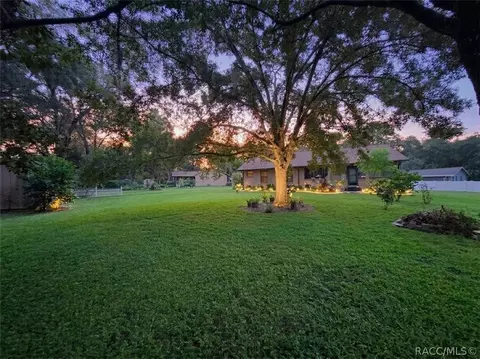 Exterior - 7120 N Croton Pt, Hernando, FL 34442 photo 1 of 11