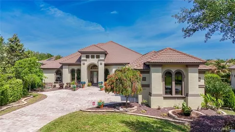 Exterior - 1083 W Pointer Loop, Hernando, FL 34442 photo 12 of 17