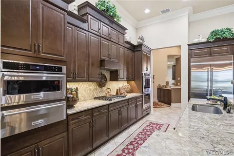Kitchen - 1083 W Pointer Loop, Hernando, FL 34442 photo 5 of 9